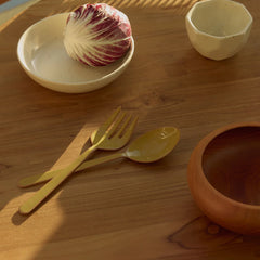 Enamelled salad servers